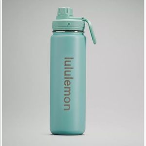 Lululemon water bottle